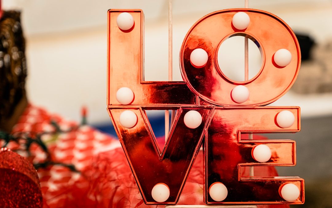 5 Valentine’s Day Gift Ideas With Digitized Media